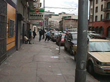 hood2.jpg (15310 bytes)